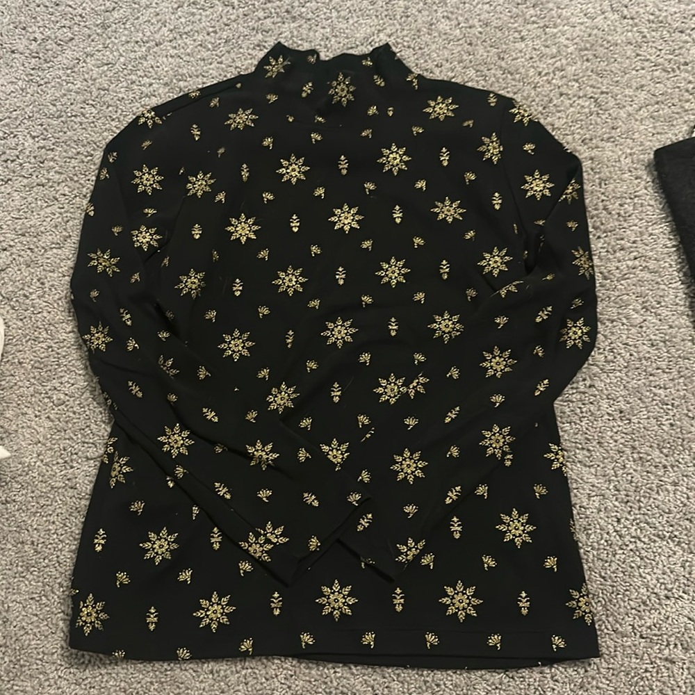 Short turtleneck like new